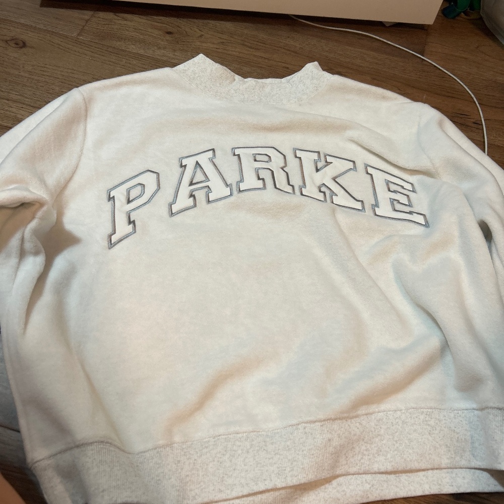 Large BRAND NEW PARKE mock neck inside out